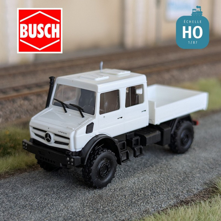 Camion Mercedes-Benz Unimog U 5023 double cabine blanc HO Busch 51081 - Maketis